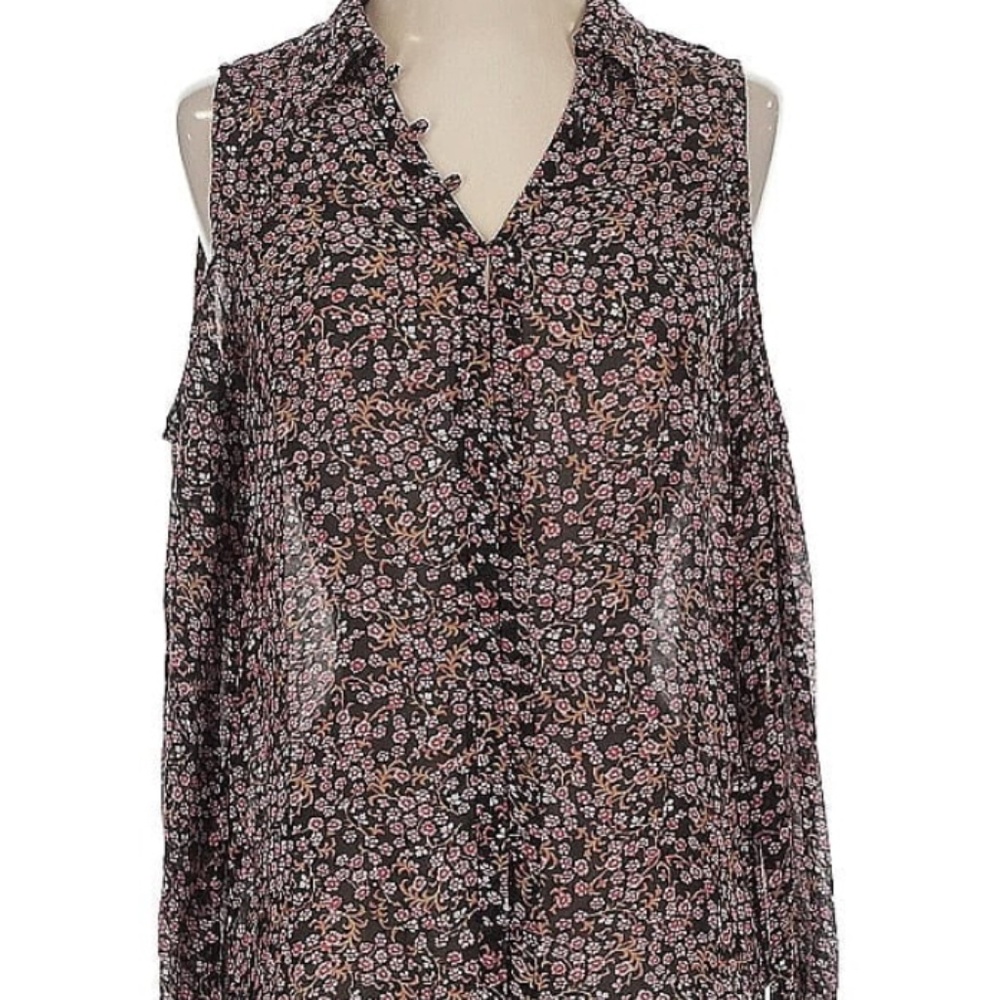 Paige open shoulder flower top